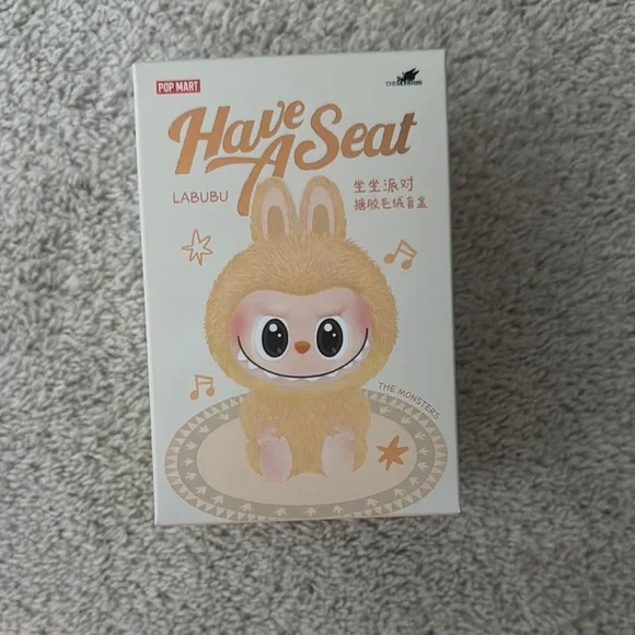 Labubu have a seat - ququ - Picture 2 of 5